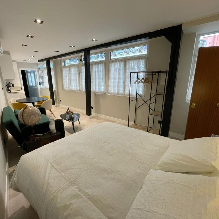 LUCE Apartments - One-Bedroom Apartment - 6