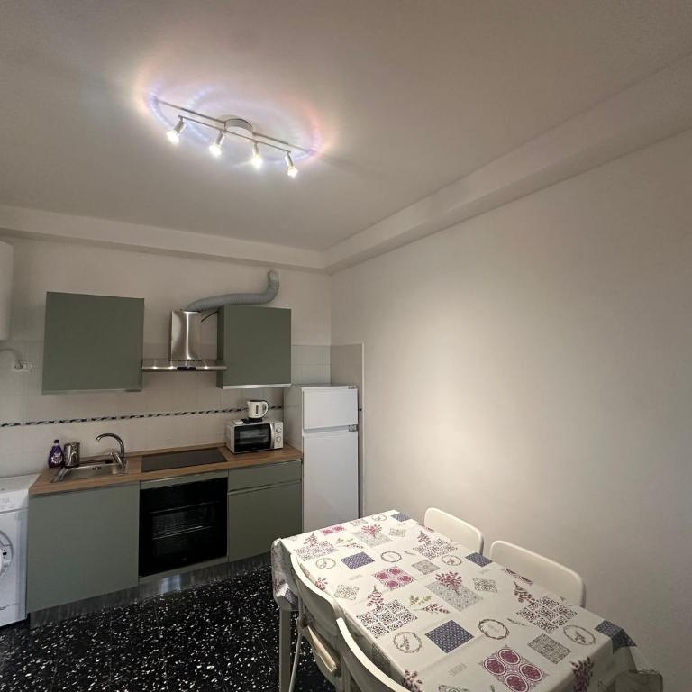 Il Poggio nel verde - Appartamento con 3 Camere da Letto - 4