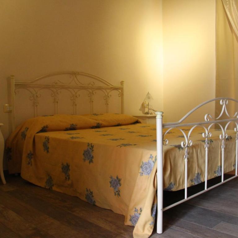 B&B Maison La Coccola - Camera Tripla Comfort con Doccia - 1