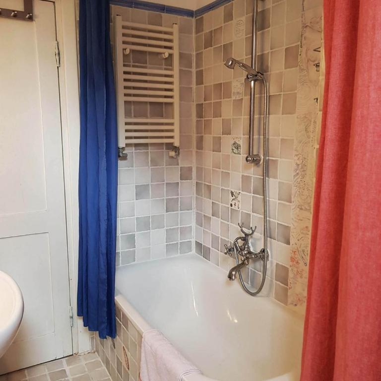 House of Marzia #6000rome - One-Bedroom Apartment - 5