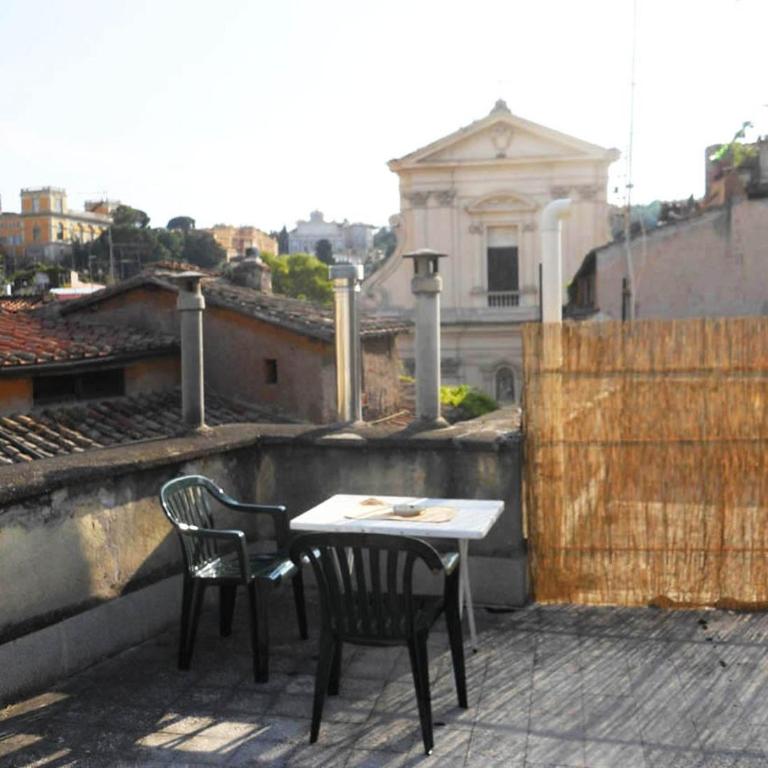 House of Marzia #6000rome - One-Bedroom Apartment - 11