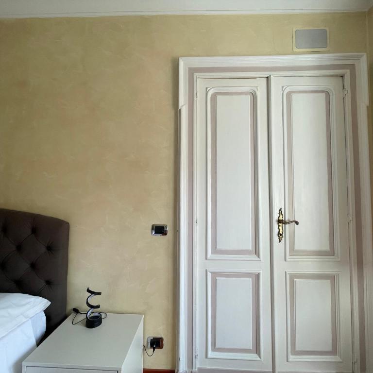 Torino-Historic Center Elegant Home Cathedral x4 - Appartamento Standard con 2 Camere da Letto - 21