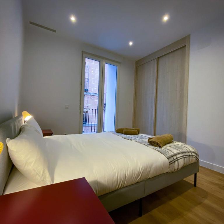 SOL Apartamento Madrid Centro junto a SOL - Three-Bedroom Apartment - 41