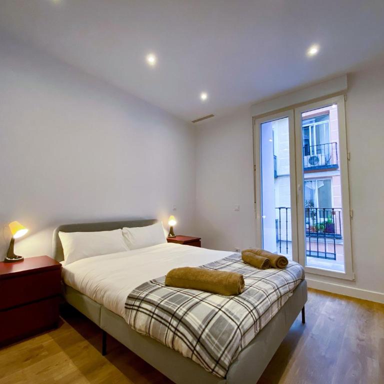 SOL Apartamento Madrid Centro junto a SOL - Three-Bedroom Apartment - 43