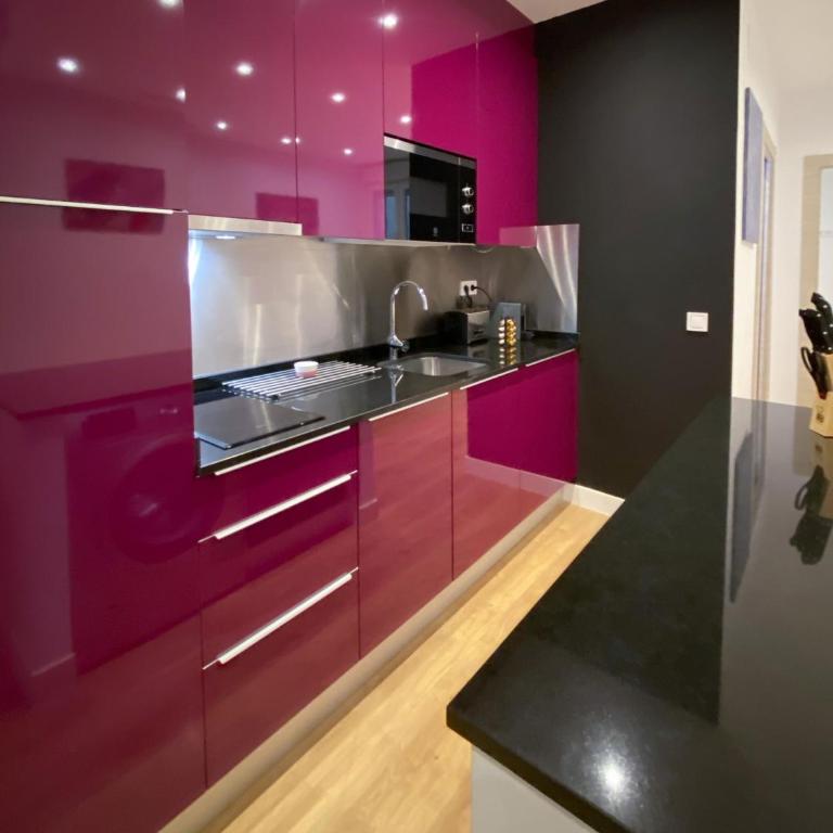 SOL Apartamento Madrid Centro junto a SOL - Three-Bedroom Apartment - 76