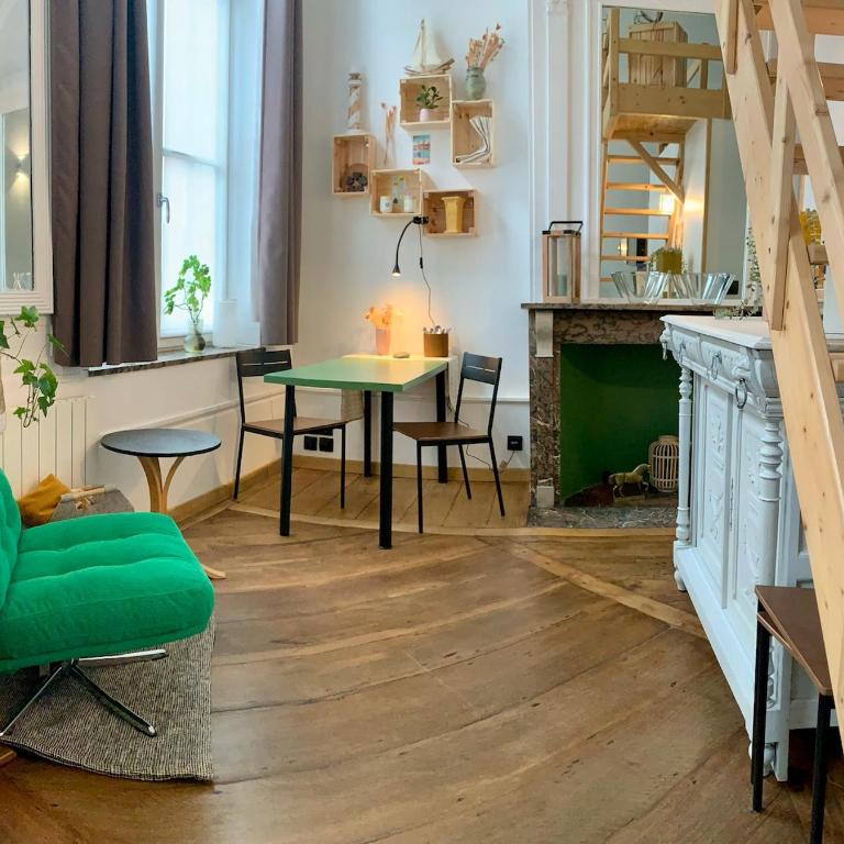 Studio with mezzanine - Apartamento de 1 dormitorio - 6