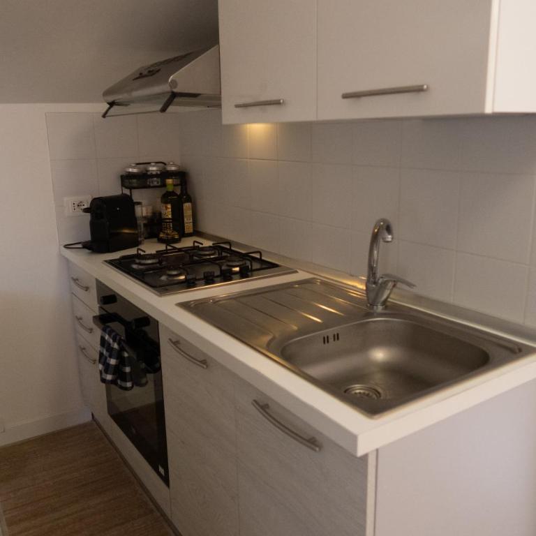 Casa Gioia - terrazza panoramica, bici e parcheggio gratuito - Appartamento con 2 Camere da Letto - 8