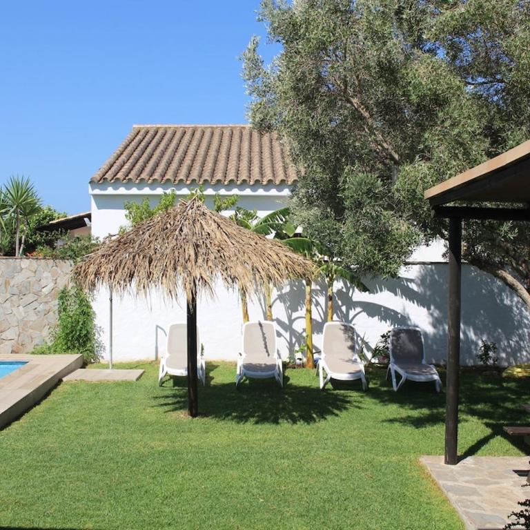 Chalet con piscina privada en Conil - Casa de 4 dormitorios - 23