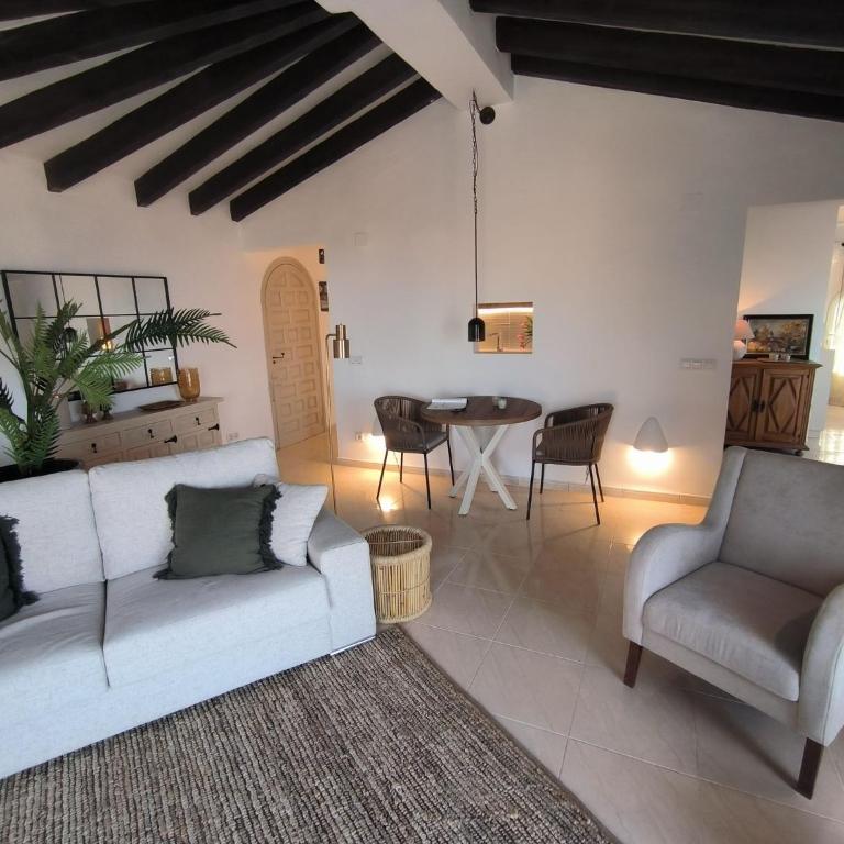 Stairway to Heaven - Villa Deluxe - 3