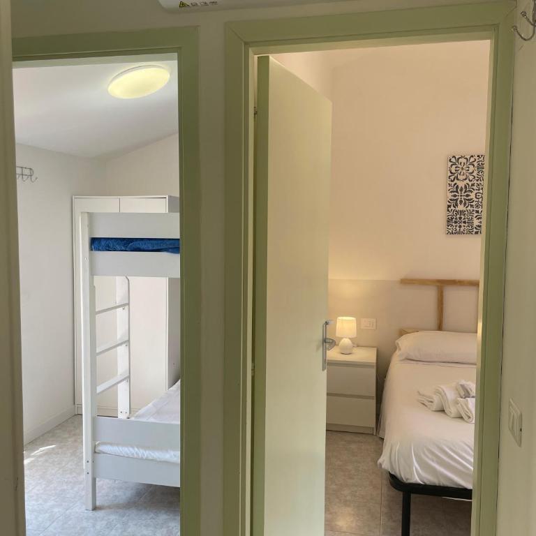 Casa Gioia - terrazza panoramica, bici e parcheggio gratuito - Appartamento con 2 Camere da Letto - 16