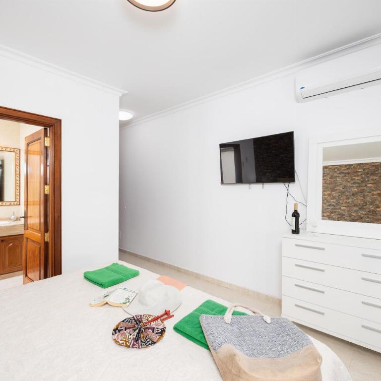 Villa Vista Callao - Four-Bedroom Villa - 19
