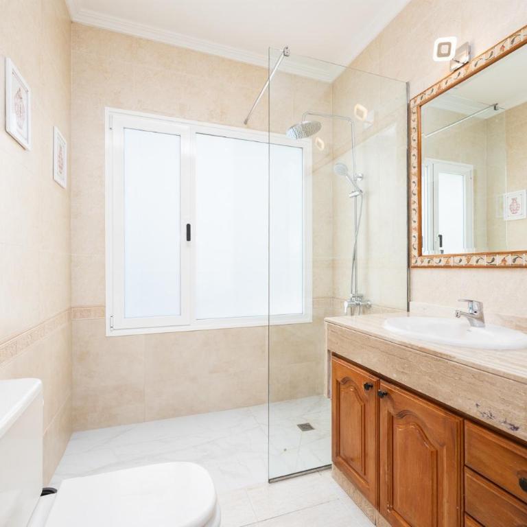 Villa Vista Callao - Four-Bedroom Villa - 20