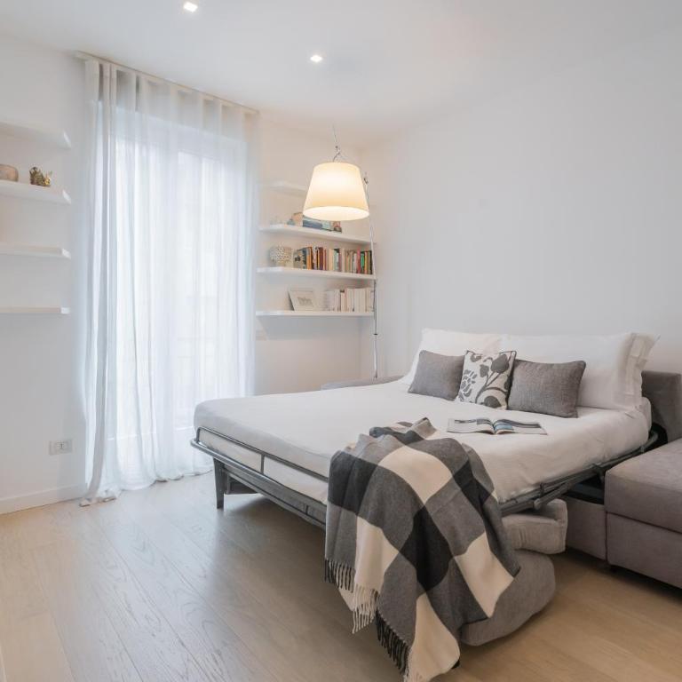 Central White Apartment by Rent All Como - Appartamento - 4