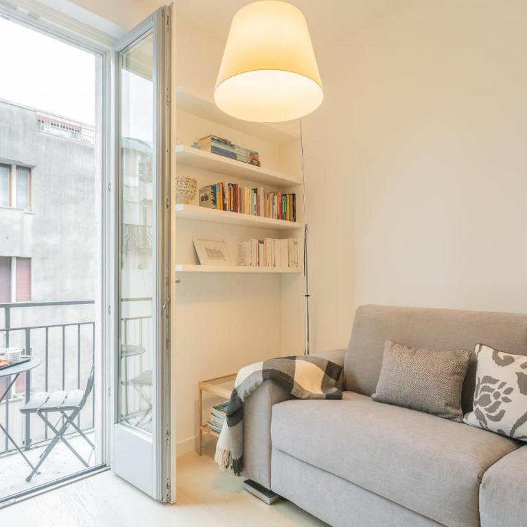 Central White Apartment by Rent All Como - Appartamento - 25
