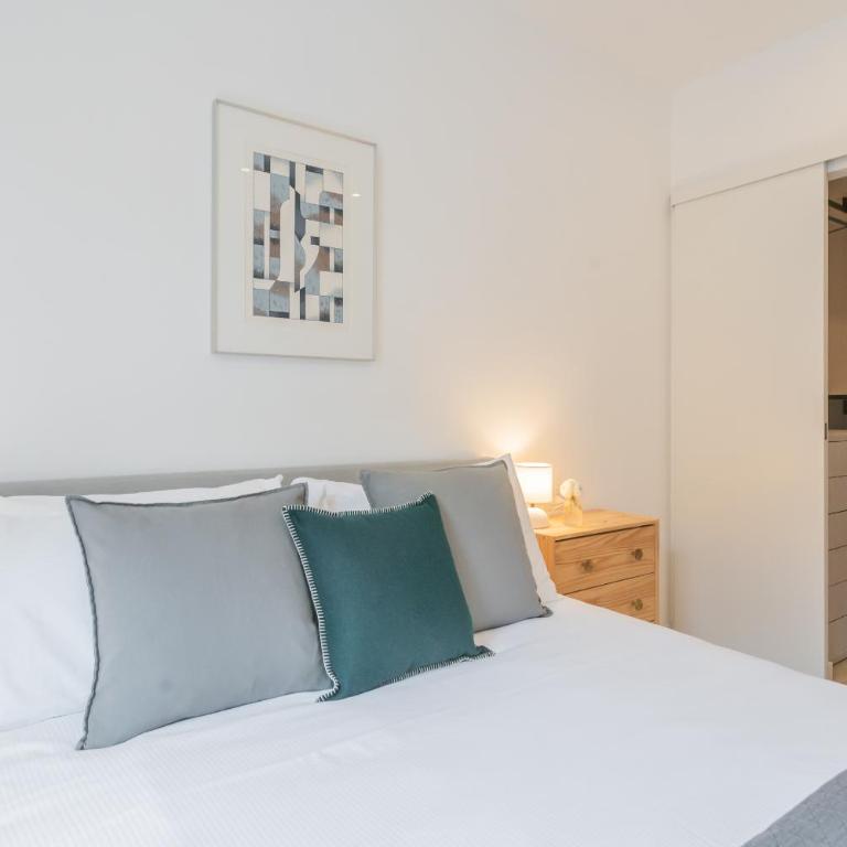 Central White Apartment by Rent All Como - Appartamento - 31