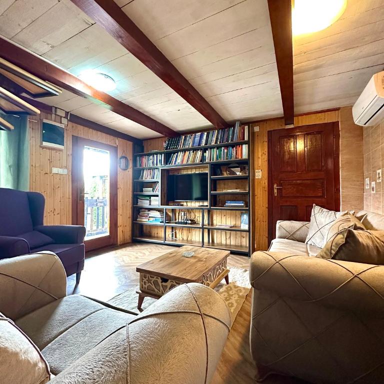 Wooden House - Imanje Terzic - One-Bedroom House - 6