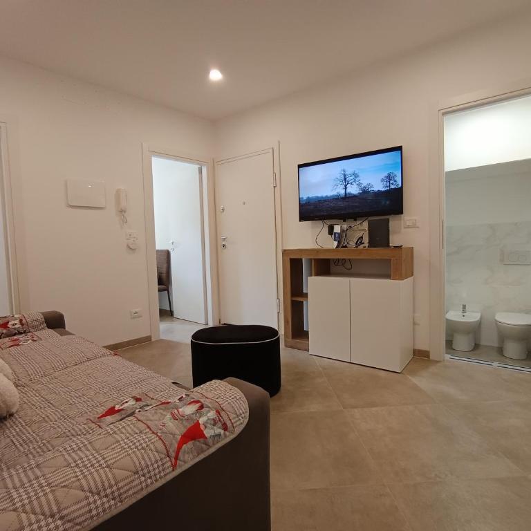 Antico Borgo Fornaci by Holiday World - Two-Bedroom Apartment - 12
