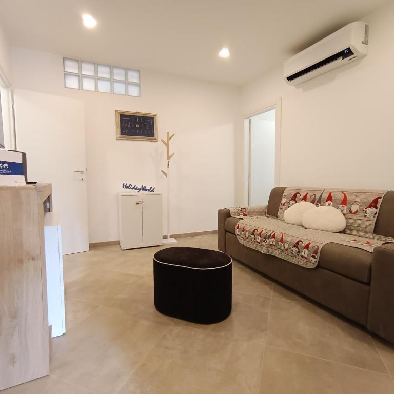 Antico Borgo Fornaci by Holiday World - Two-Bedroom Apartment - 13