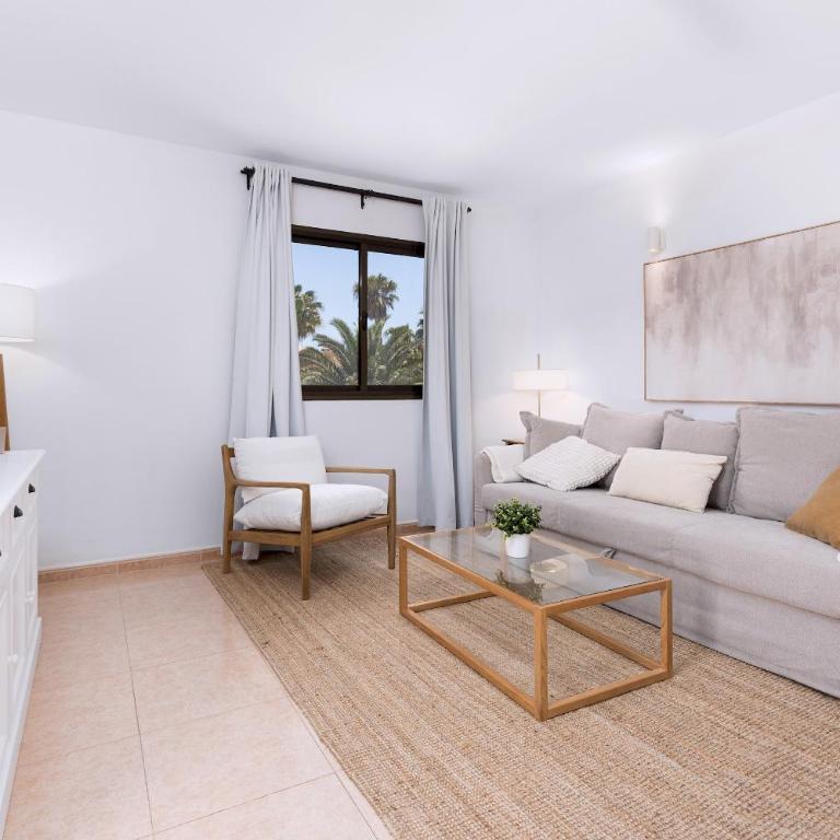 Home2Book Serene Stylish Stay in Corralejo Pool - Apartamento de 1 dormitorio - 2
