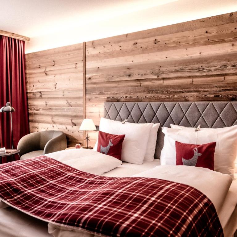 Kitzhof Mountain Design Resort, 4 Sterne Superior - Comfort Doppelzimmer mit Bergblick - 2