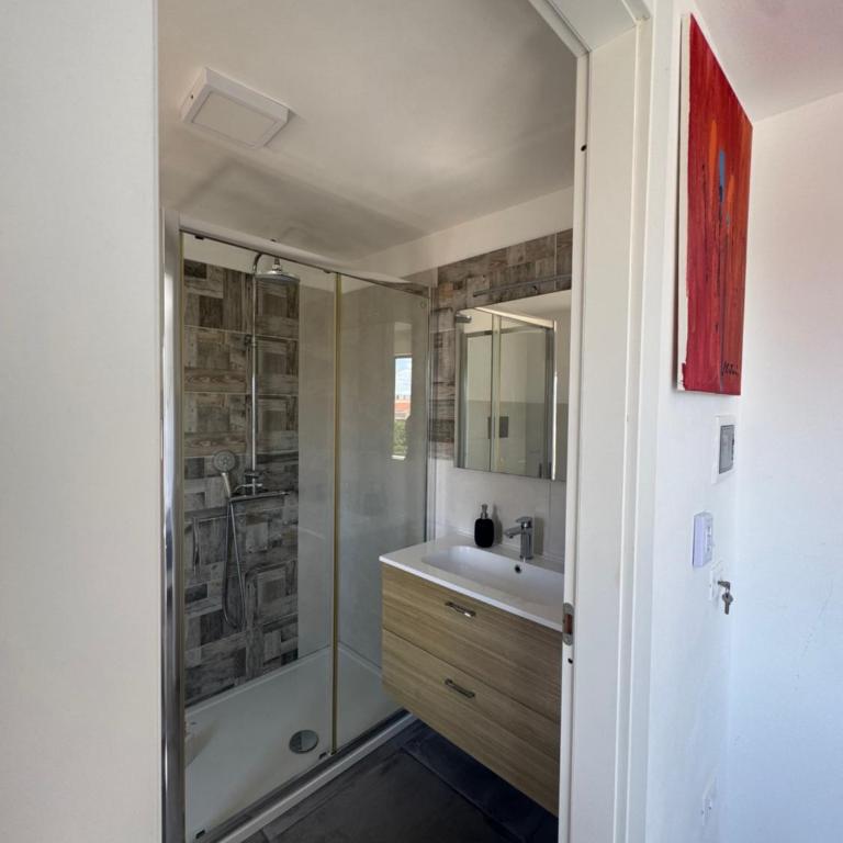 Casa Sarina - Camera Deluxe (2 Adulti + 1 Bambino) - 6