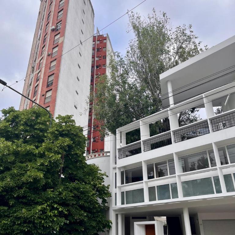 Amplio Departamento frente al Bosque - Apartamento de 2 dormitorios - 18