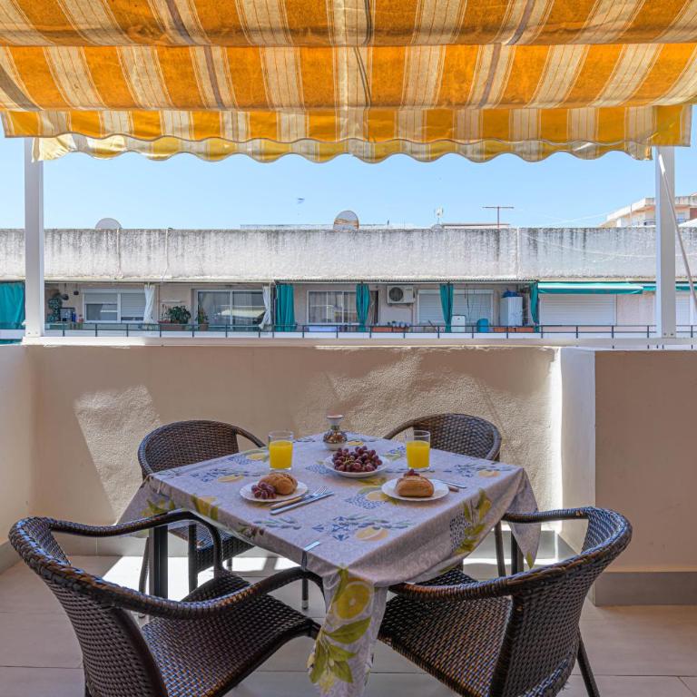 WintowinRentals Central apartment just 3 minutes from the beach in Fuengirola - Apartamento de 1 dormitorio - 6