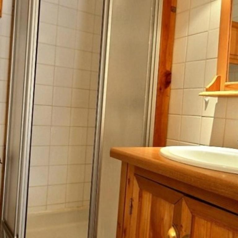 Studio rénové sud avec balcon, 3/4 pers., au pied des pistes - Studio - 11