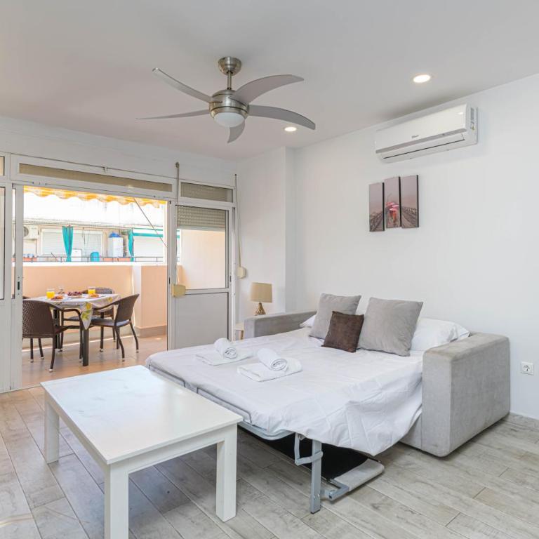WintowinRentals Central apartment just 3 minutes from the beach in Fuengirola - Apartamento de 1 dormitorio - 10
