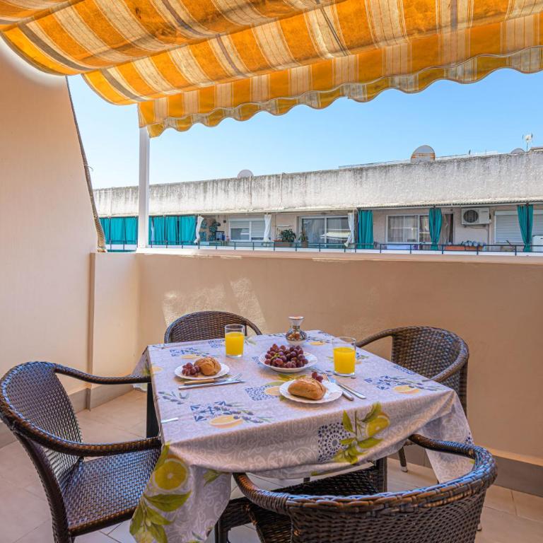 WintowinRentals Central apartment just 3 minutes from the beach in Fuengirola - Apartamento de 1 dormitorio - 14