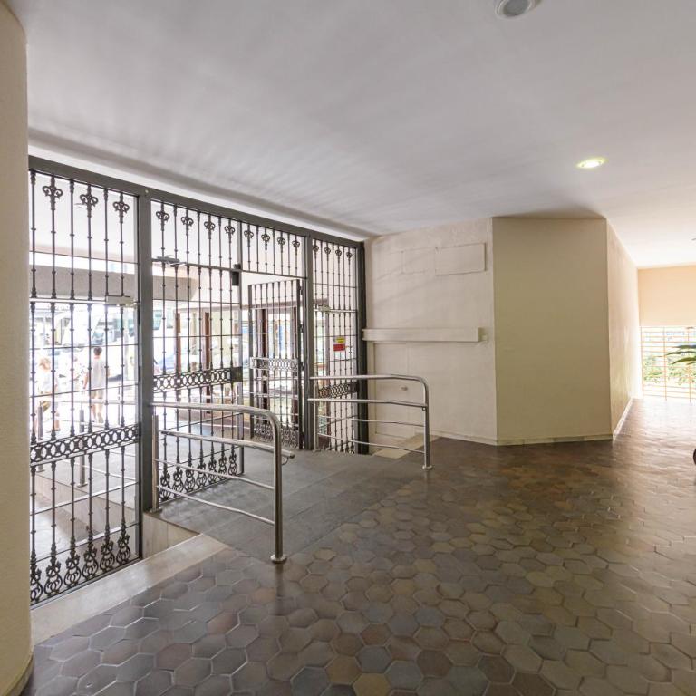 WintowinRentals Central apartment just 3 minutes from the beach in Fuengirola - Apartamento de 1 dormitorio - 52