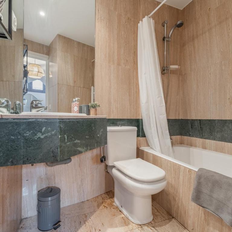 3 min walk - Puerta del Sol - AC Every Room - Desk - Two-Bedroom Apartment - 17