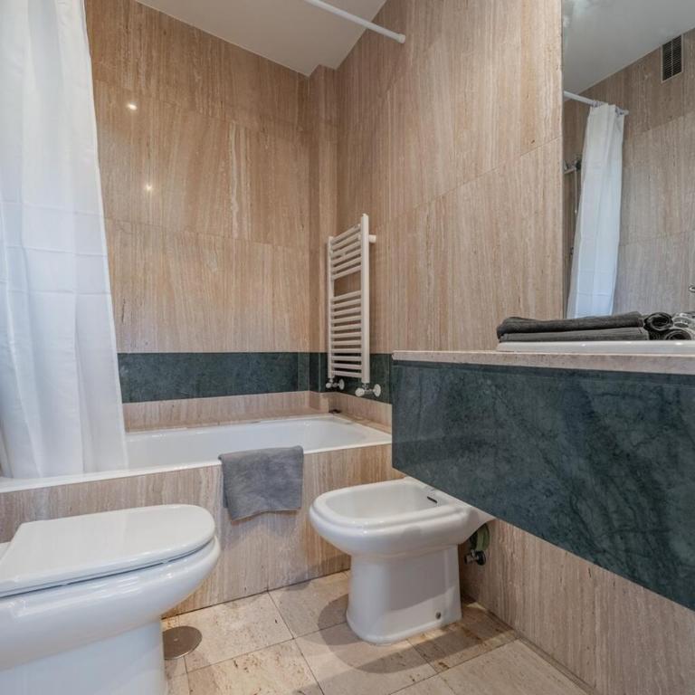 3 min walk - Puerta del Sol - AC Every Room - Desk - Two-Bedroom Apartment - 21