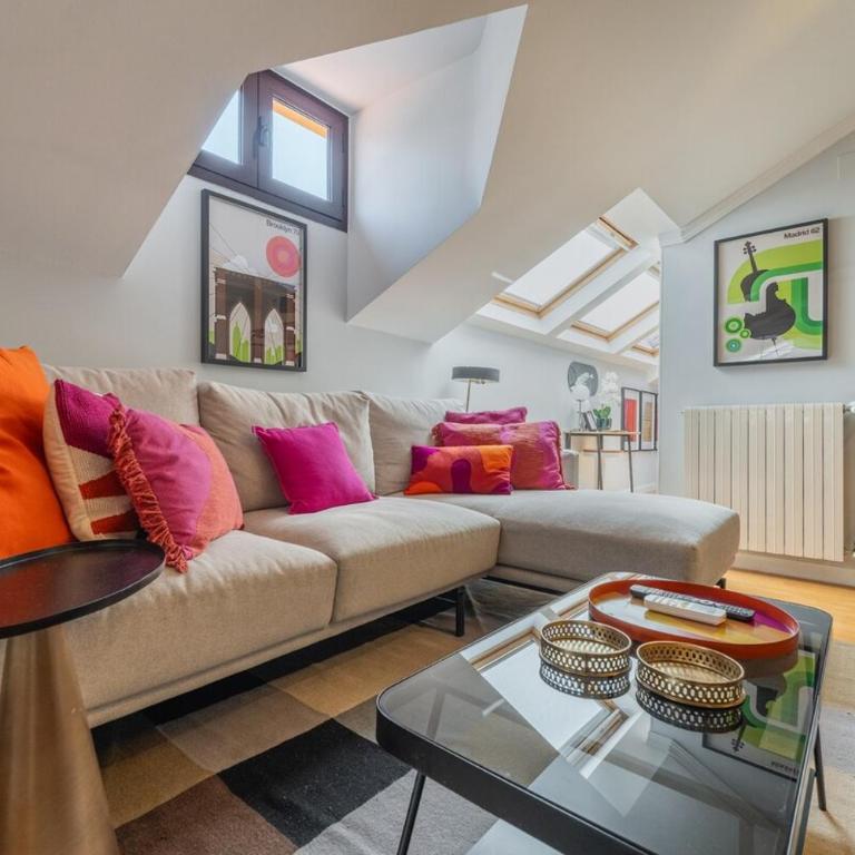 3 min walk - Puerta del Sol - AC Every Room - Desk - Two-Bedroom Apartment - 42