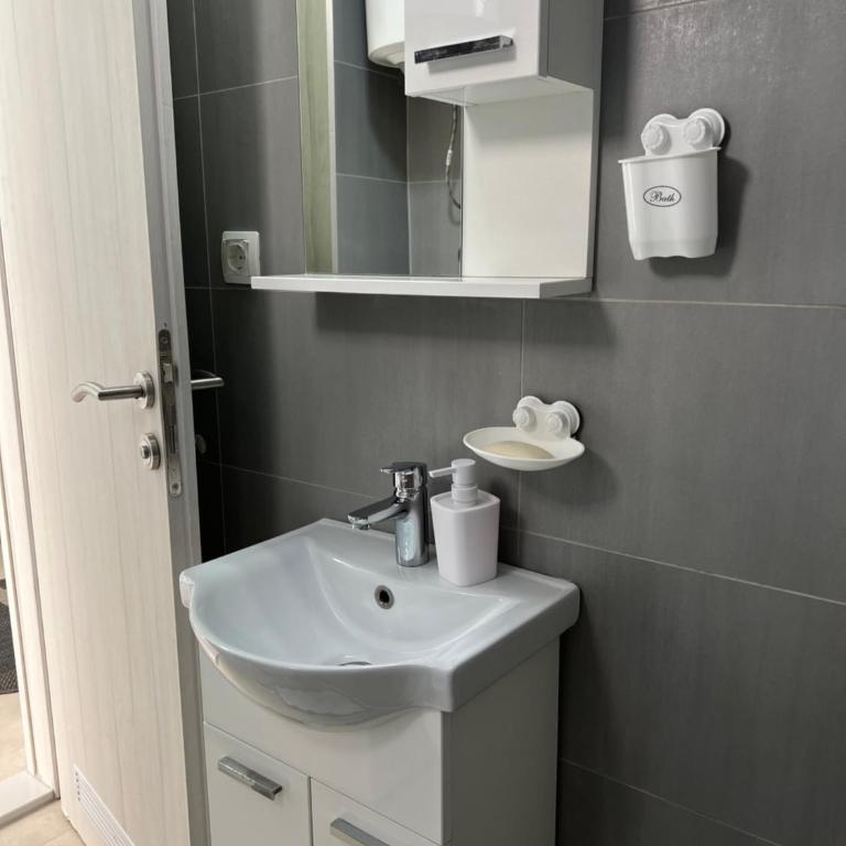 Apartments Aura - One-Bedroom Apartment - 25