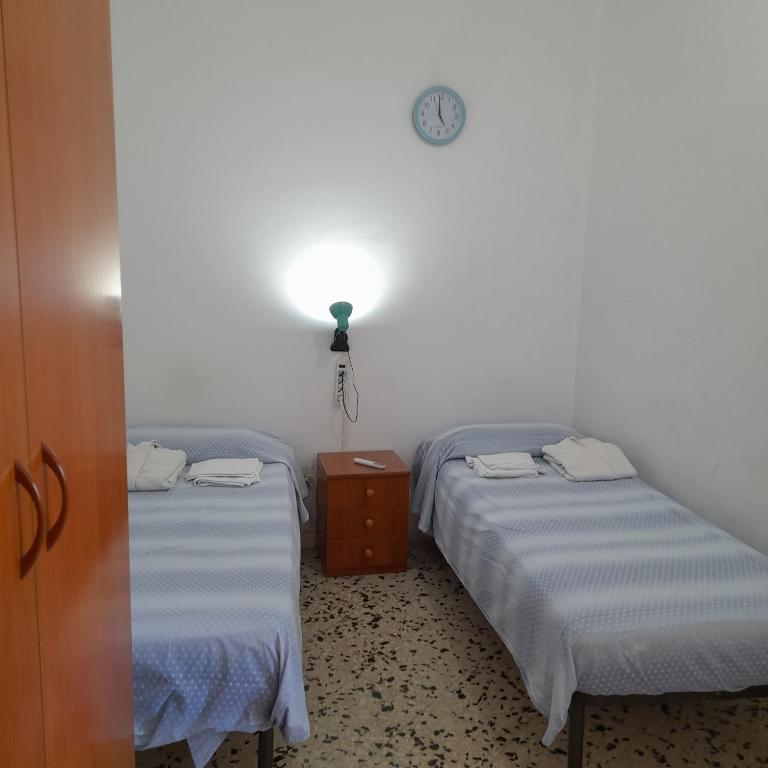 Desire'- Le Caprice - Triple Room with Private Bathroom - 2