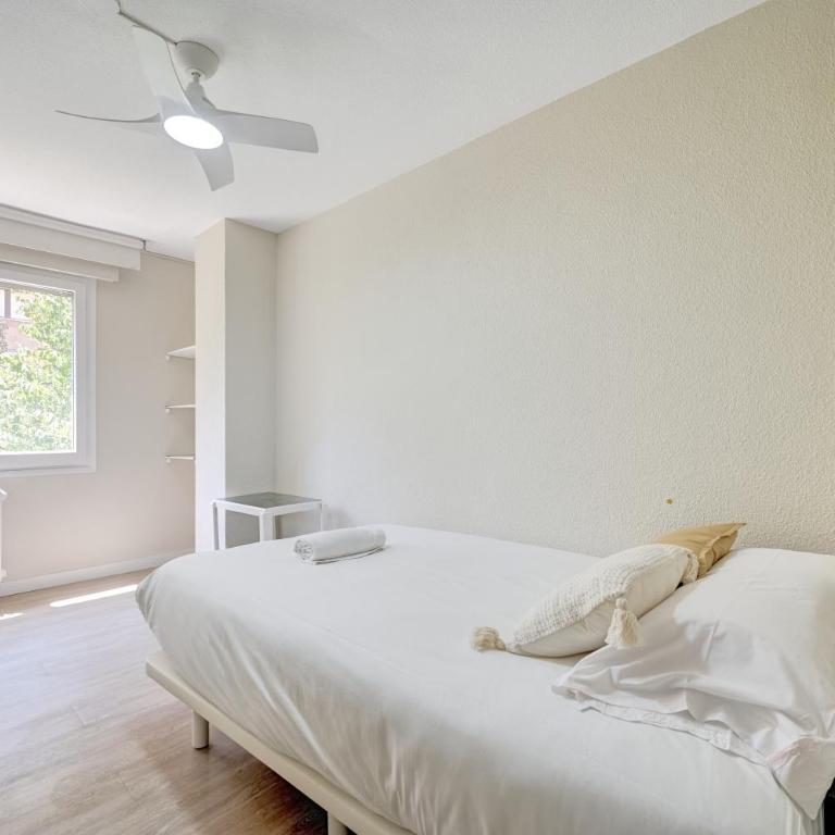 Iturrama acogedor y luminoso by Clabao - Four-Bedroom Apartment with Balcony - 9