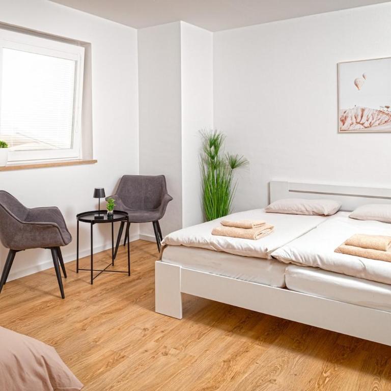 Stylish city apartment, close to the English Garden - Four-Bedroom Apartment - 8