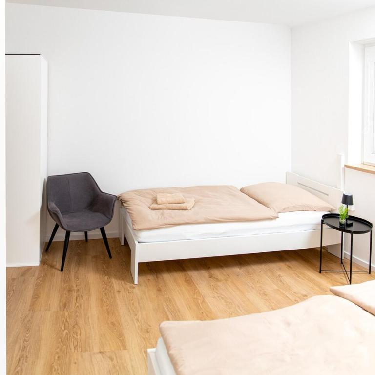 Stylish city apartment, close to the English Garden - Four-Bedroom Apartment - 14