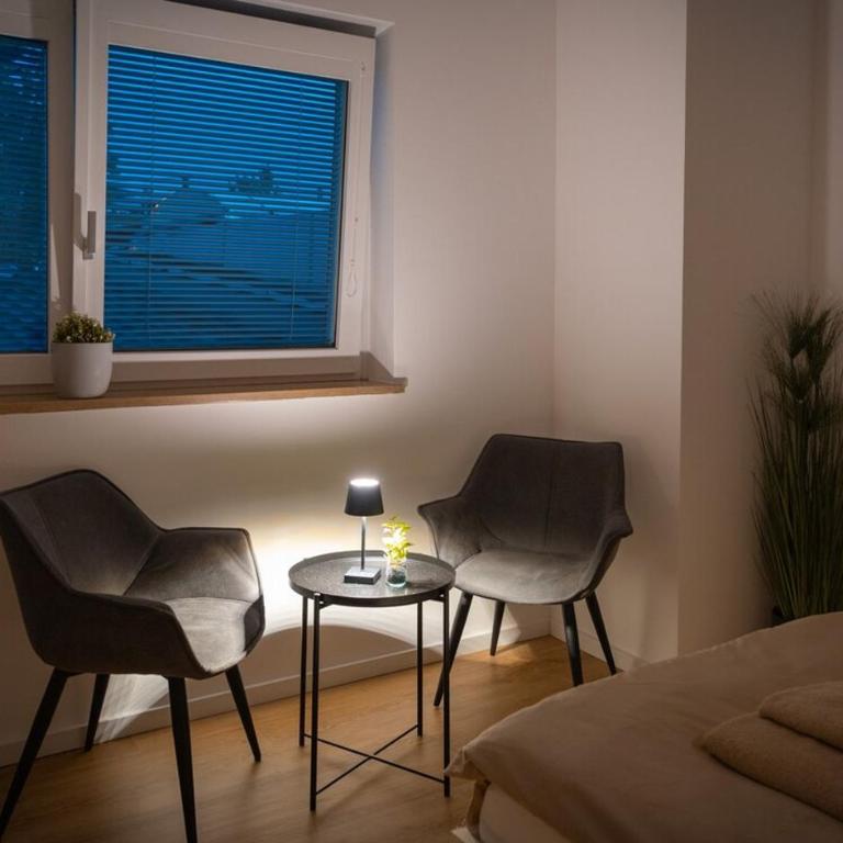 Stylish city apartment, close to the English Garden - Four-Bedroom Apartment - 16