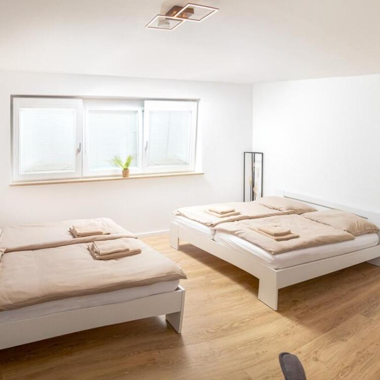 Stylish city apartment, close to the English Garden - Four-Bedroom Apartment - 18
