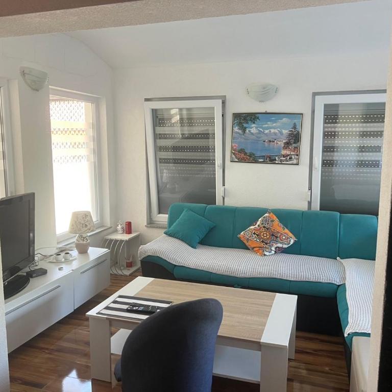 Nisa & De Apartmani - One-Bedroom Apartment - 11