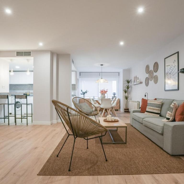 Renovated with pool -2Bedrooms 2Baths-Chamberí - Two-Bedroom Apartment - 1