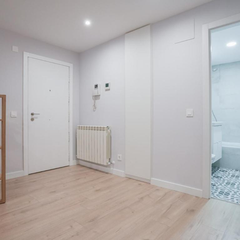 Renovated with pool -2Bedrooms 2Baths-Chamberí - Two-Bedroom Apartment - 36