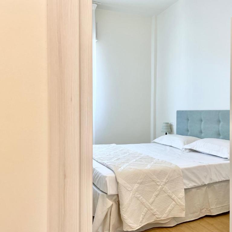 Nel cuore di Riccione ad un passo dal Mare - Apartment - 20