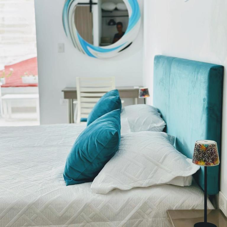 Sky House Cartagena - One-Bedroom House - 10