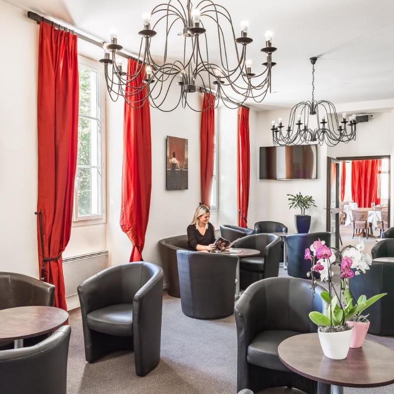 HI Brides-les-Bains - Chambre Double - 2