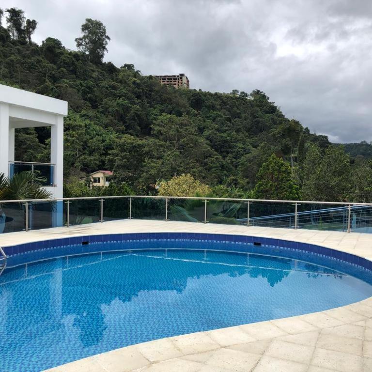 Villa familiar para descanso en La Mesa - Villa - 9