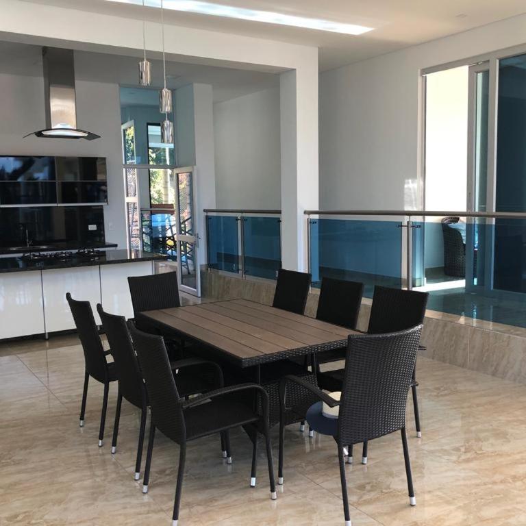 Villa familiar para descanso en La Mesa - Villa - 11