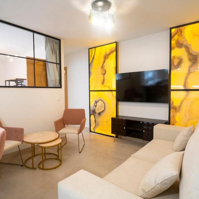 La Molaina de Gracia A - Two-Bedroom Apartment - 18
